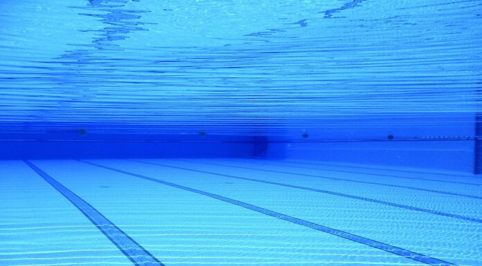 בגד ים תחתון גבוה